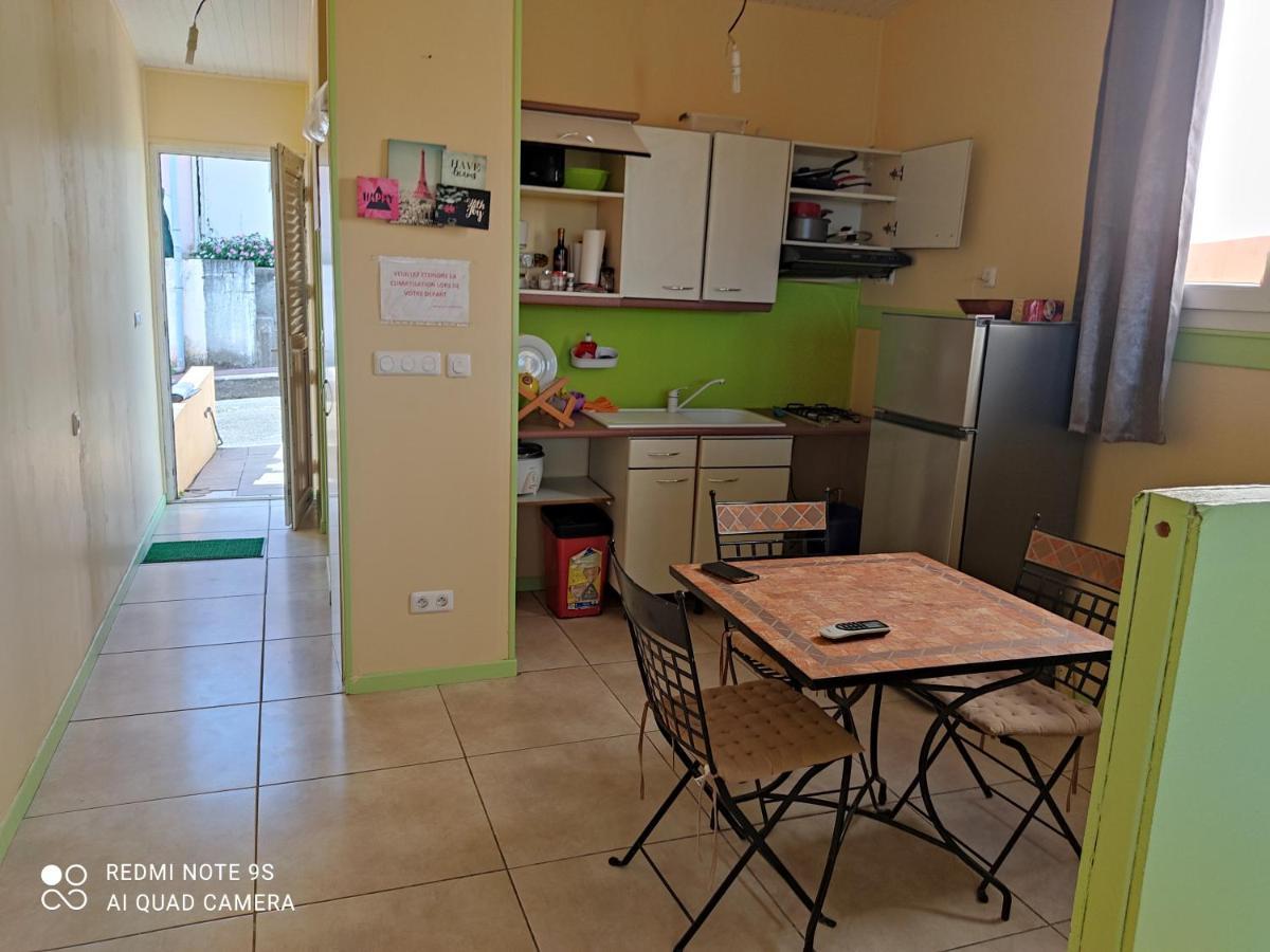 Anajodrey Apartment Saint-Joseph ภายนอก รูปภาพ